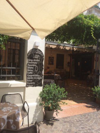 Bar Milleluci Di Ferrari Massimo