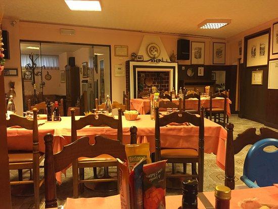 Albergo Bar Ristorante Castello Di Frizzi L